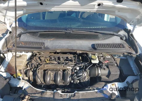 2013 Ford Escape S z USA, uszkodzony, nr VIN 1FMCU0F74DUB02224